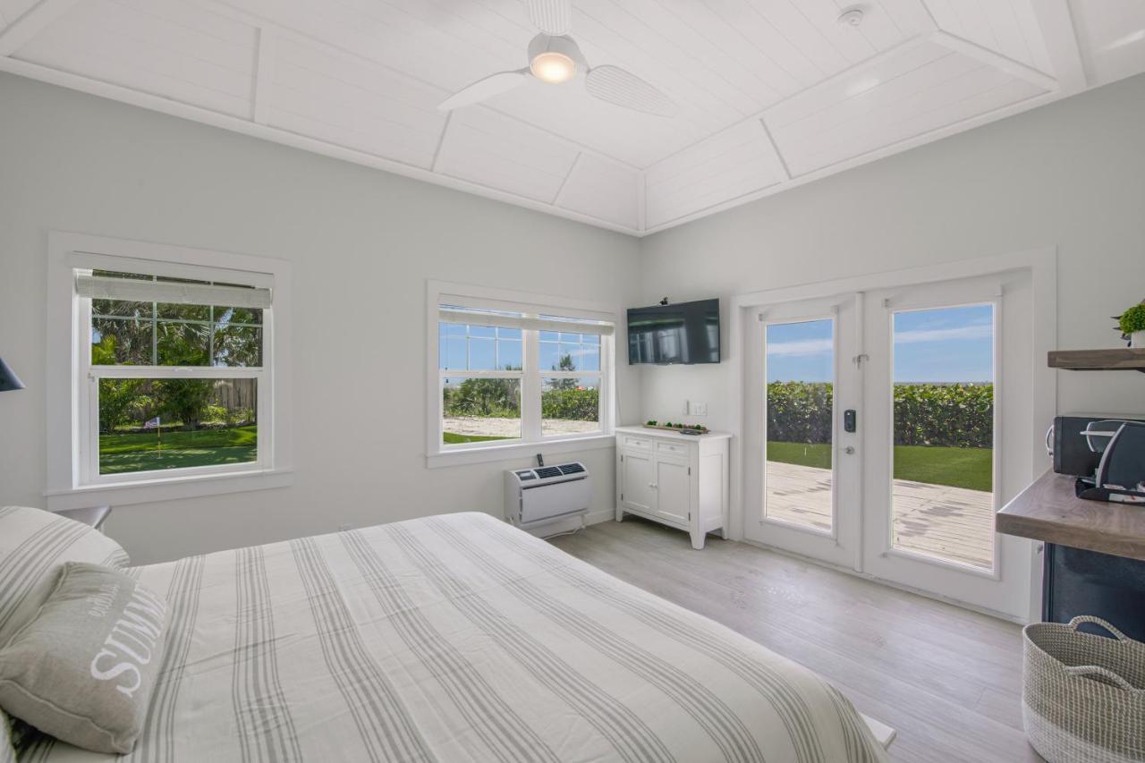 Casey Key - Beachfront Hotel 2*
